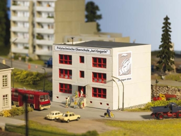 H0 Gebäude Plattenbau Oberschule 172x 165x 130mm