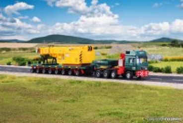 H0 LKW BS MAN SK Scheuerle Plattformwagen und Oberteil Schienenkran, L=26x 3,5x 4,5cm, etc.............................................................