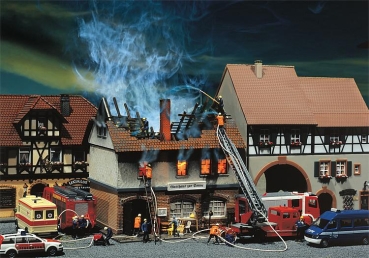 H0 Gebäude BS Brandruine Gasthaus, Ep.III, 136x 119x 119mm, etc.............................................................................................