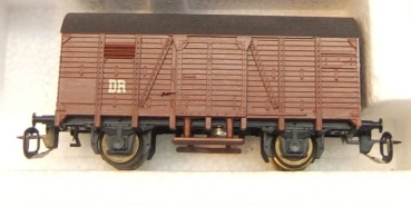 TT D DR  Güterwagen ged., braun, 2A, Ep.III, etc...................................................