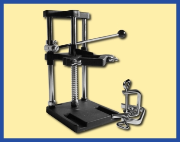 Werkzeug Kleinbohrmaschinen Bohrständer 44mm, Dreifachführung, Befestigung mit 2 Zwingen, Gesamthöhe 210mm, Sockel 100x 200mm, Bohrtiefe 30mm, Höhenverstellbar 0- 100mm, etc.........................................................................