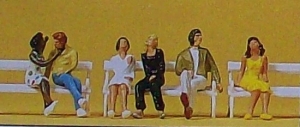 H0 Figur Sitzende Personen