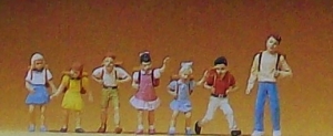 H0 Figur Schulkinder