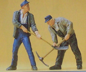 G Figur Gleisarbeiter mit Pickel etc...................................................................................................................................................................................................