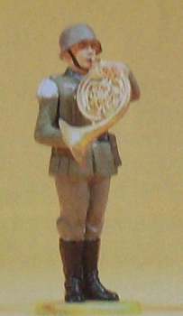 1: 25 D DR W Musiker stehend mit Waldhorn etc...................................................................................................................................................................