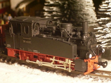 H0e D DR BS Dampflokomotive BR 994532, Ep.III, ohne Kohlekastenaufbau, Variante Trusetal, Loklaternen und Pulsometeranlage