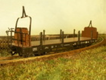 H0e D DR Schienentransportwagen mit Bremserbühne, Rungen, SSw 97-25-19, 4A, Ep.III- IV, Heberleinbremse, etc.......