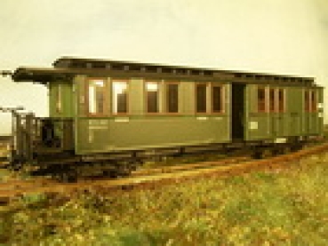 H0e D DR Postwagen 972-201, KBCPwPost4i, 4A, grün, Trusetalbahn