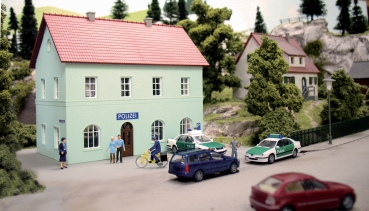 H0 Gebäude Polizeistation, 194x 160x 120mm, etc...........................................................
