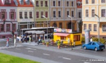 H0 Ausstattung BS Stadt Set, Parkuhren, Kiosk, Tische, Bänke, Stühle, etc..........................................................................