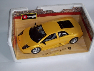 1: 18  PKW Maserati GT Spyder , etc.............................................................................................