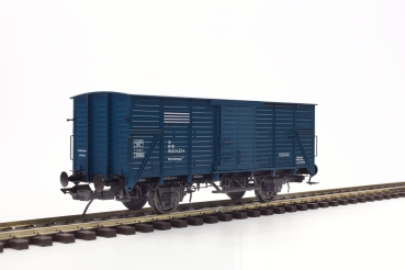 0 D DB Güterwagen G10, ged., 30 80 945 3 421- 8,  2A, Ep.IV, Türen beweglich, blau, Werkstattwagen, etc...................................................................................