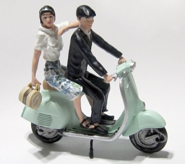1 22G Figur Zwei Personen auf einer VESPA, etc.......................................................................