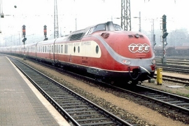 I D DB Dieseltriebwagenergänzungszug VT 11,5 3teil. S 2  4A Ep.I