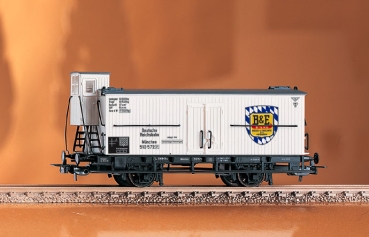 H0 Piko D DRG Bierwagen mit Bremserhaus, 2A, Ep.I, " Memminger Bier "; etc.......................................................................