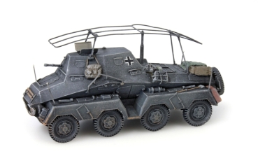 H0 mili D DR WM Sd Kfz. 263 8- Rad Funkspähwagen, etc.................................