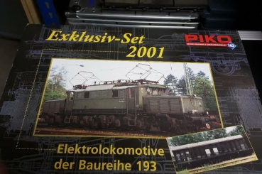 H0 Piko Jubiläumspackung- Set 2001 E 193 mit Schiebewandwagen, etc.......................................................