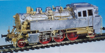 H0 D DR DRG BS MS WM Dampflokomotive BR 64, genietete Wasserkästen, Einfachbremse, kurzer Führerhaus- Dachaufsatz,  Ep.II,  fine 25 Räder,