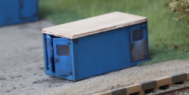 H0 Geländegestaltung Baucontainer gealtert, etc...................................................