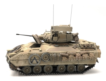 H0 mili USA US Panzer M3 CFV Bradley , gelb, etc..........................
