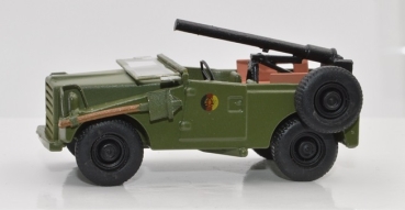 H0 mili Militärfahrzeuge NVA PKW P3 NVA Grenztruppen mit Panzerbüchse GAR 7, 2A, grün, etc..........