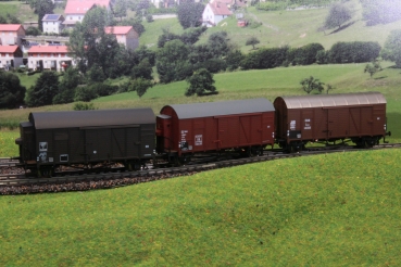 H0 D DB F SNCF A ÖBB Güterwagen Set 3x, Oppeln, 2A, Ep.III, Bremserbühne, Gleitlager, Rollenlager, Blechdach,