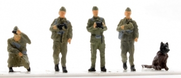 H0 mili Figuren D DDR NVA Grenzer mit Schäferhund, St.5, etc..............................................................................