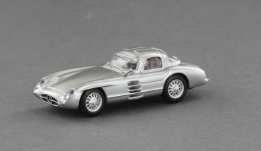 H0 PKW MB 300SLR Uhlenhaut Coupe, silber, innen rot, L= 50mm, etc.............................................................