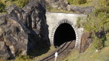 TT Geländegestaltung Tunnelportal " Großdorf "