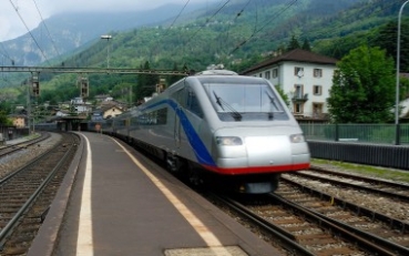 H0 Ch SBB Hochgeschwindigkeitszug ETR 470, 4teilig, 4A, Ep.V, L= 1228mm, R= 357mm, Sound, etc....................................