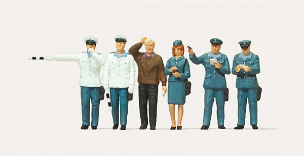 TT Figuren D DDR Verkehrspolizei, etc.....