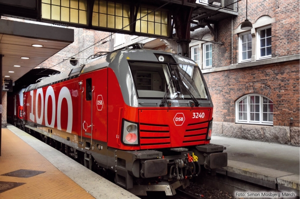 TT DK DSB Elektrolokomotive BR EB 3240 Ep.VI, etc..............................................................................................................