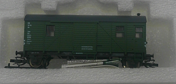 TT D DR Güterzuggepäckwagen, grün, 2A, Ep.II, etc...........................................................