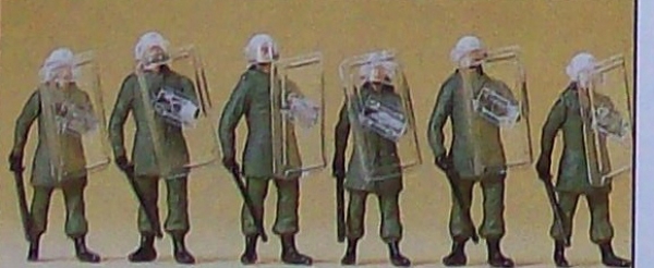 H0 Figur D BGS Einsatzanzug