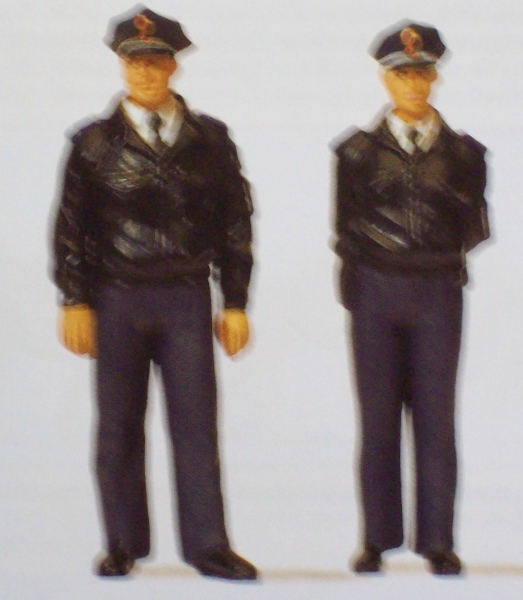 G Figur Polizisten stehend