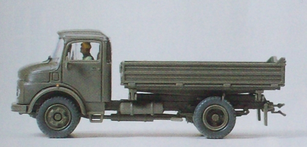 H0 mili D BRD LKW Dreisetenkipper Bundeswehr MB LK 911 B