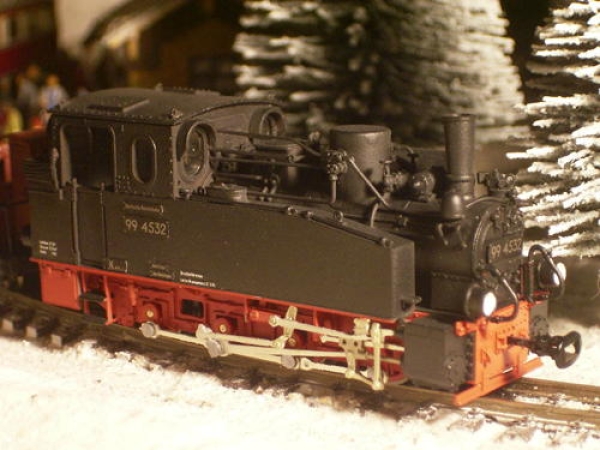 H0e D DR BS Dampflokomotive BR 994532, Ep.III, ohne Kohlekastenaufbau, Variante Trusetal, Loklaternen und Pulsometeranlage