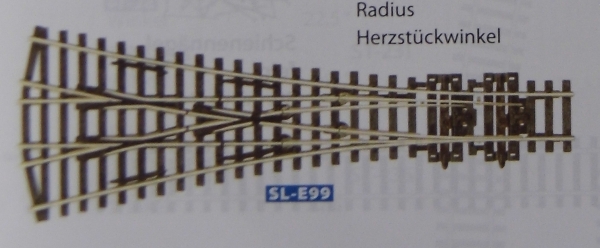 H0 Code 100 3 Wege Weiche 220mm, R914mm, 12°, Herzstück leitend