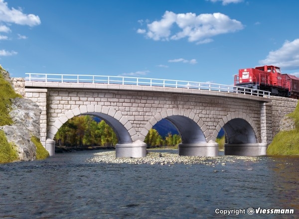 N Brücke BS Wildeck Brücke mit eisbrecherpfeiler, L=21x 3,8x 5,5cm, DB= 4,5- 5cm, R= 220- 228,5mm , 45°, etc......................................................