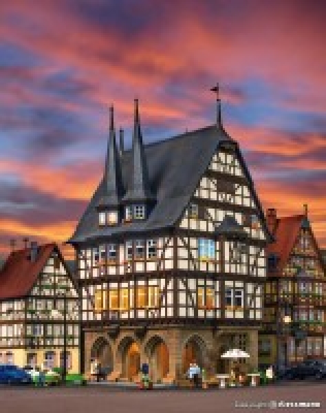 H0 Gebäude BS Rathaus Alsfeld, L=16x 16x 27cm, etc...............................................................................