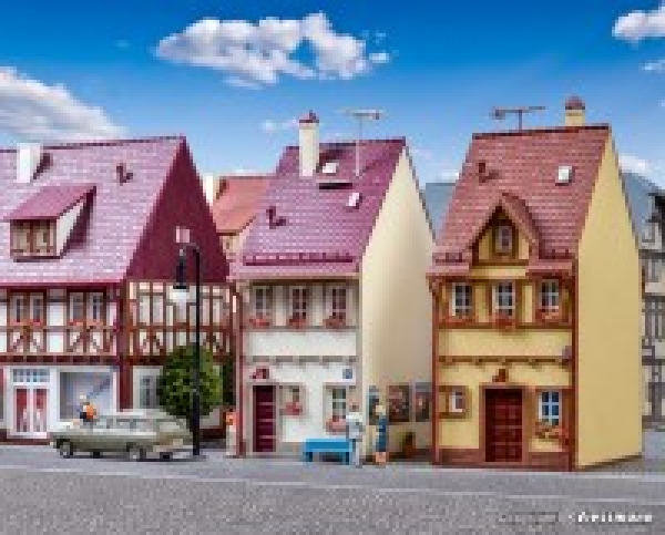 H0 Gebäude BS Wohnhaus Bahnhofstr.11, L= 8,3x 5,2x 13cm, etc........................................................................