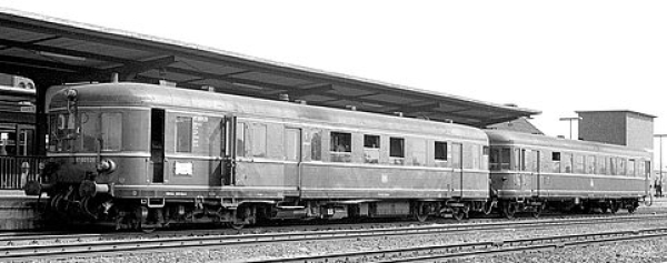 H0 D DB Verbrennungstriebwagen BR 660 und Beiwagen BR 945,  660 516 6, 945 832 4, 4A, L= 506, R= 360mm, dig., Sound, etc....