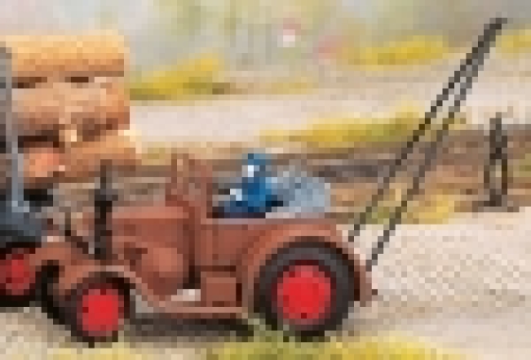 H0 LKW BS MS WM Traktor Lanz Bulldog mit kleinen Kranaufbau