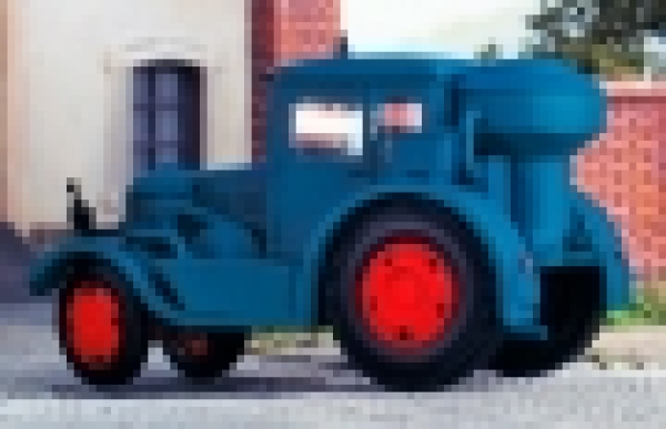 H0 LKW BS MS WM Traktor Lanz Bulldog mit Holzvergaser