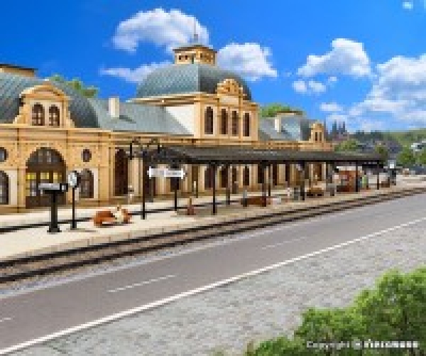 N Bahngebäude BS Bahnsteig Baden-Baden, siebenteilig, L=65x 3,5x 4,5cm, BH= 0,6cm, etc................................