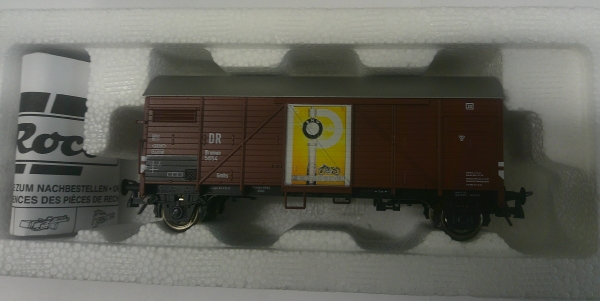 H0 Roco D DR Güterwagen ged., Tonnendach, 2A, Ep.III, braun, G10, BMW- Zeichen, etc............................................