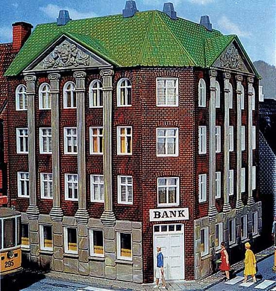 H0 Gebäude mit Bank