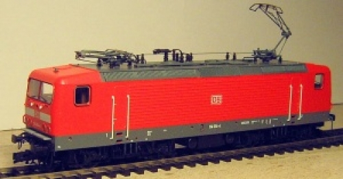 TT D DR DB Elektrolokomotive BR143 4A Ep.IV /V, rot, etc......................................................................................................