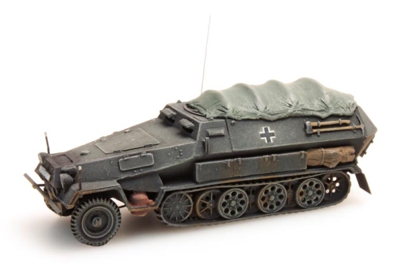 H0 mili D DR WM Panzer Sd Kfz. 251 1B mit Plane grau, etc-.....................