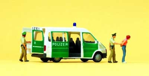 H0 Bus Ford Transit Polizei geöffnete Türen, etc.........................................................................................................